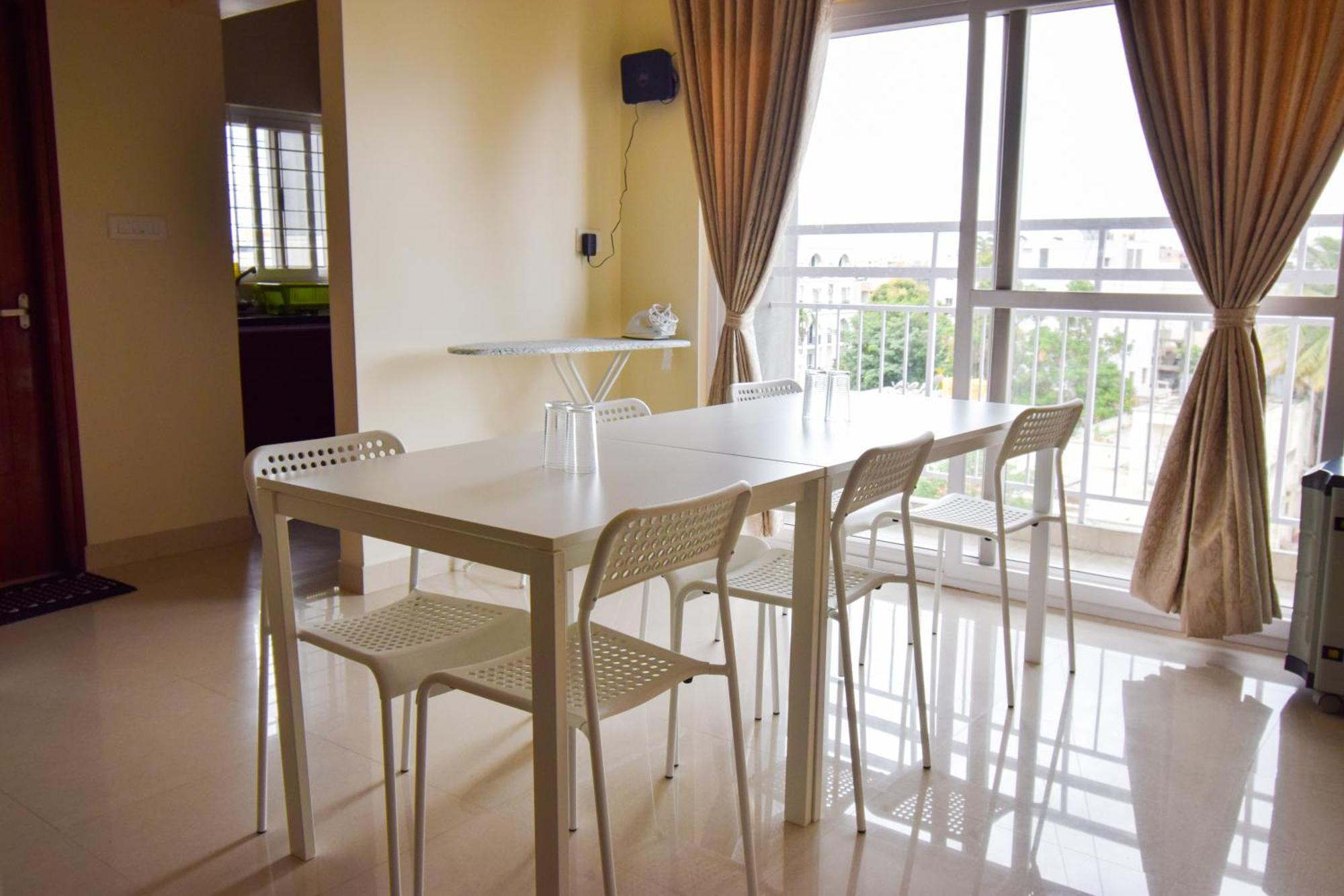 Staymazing-1,2 & 3 Bhk Ac Apartments In Hebbal-5Mins To Manyata-30Mins To Airport Bangalore Exterior photo